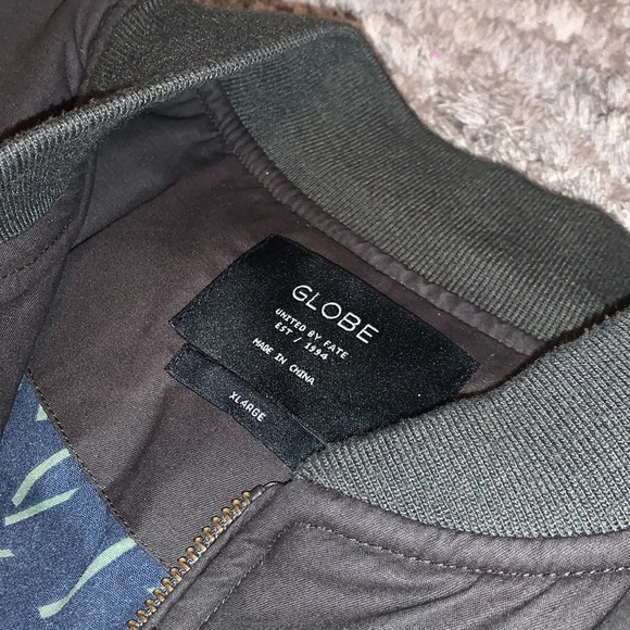 Globe Jacket - Picture 4 of 8